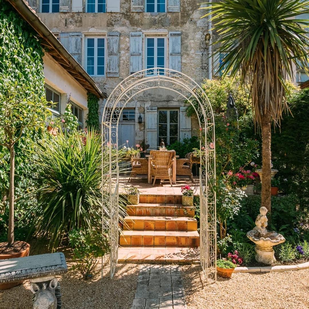 La Maison 64 Chambre D'Hotes Barbaste Luaran gambar