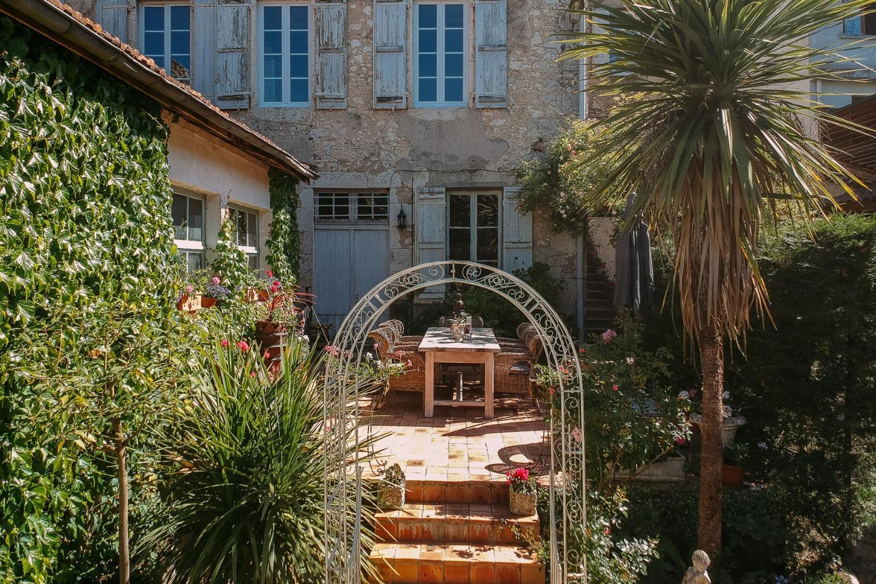 La Maison 64 Chambre D'Hotes Barbaste Luaran gambar